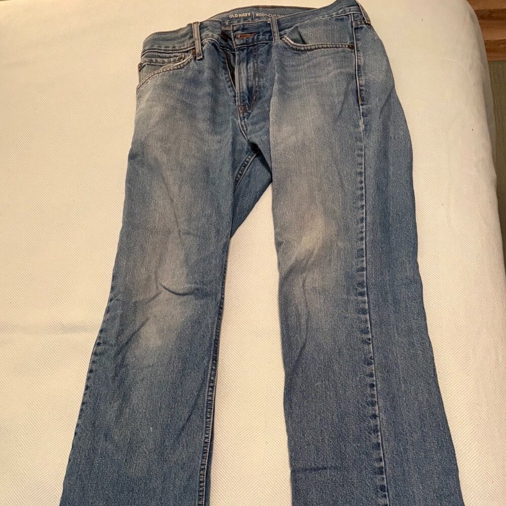 Old Navy BOOT-CUT 32x34 Blue Jeans